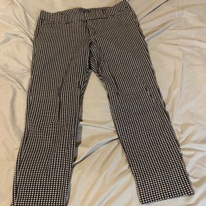 Women’s houndstooth skinny dress pants